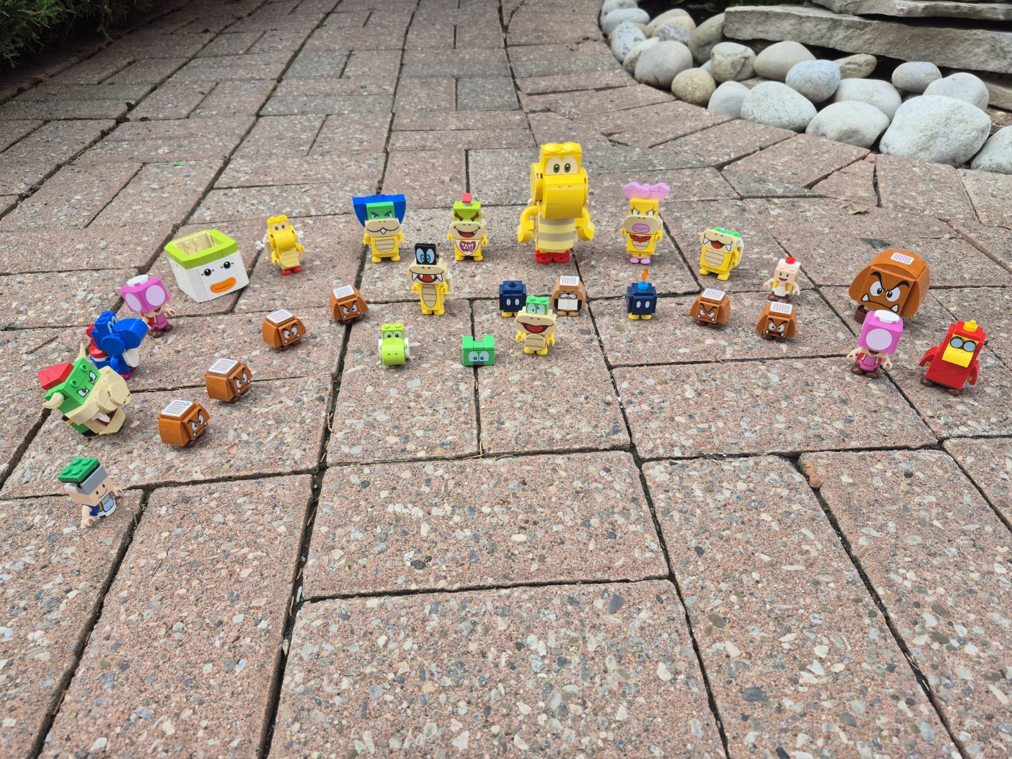 Amazing! LEGO Super Mario Character Figure Lot - photo 5