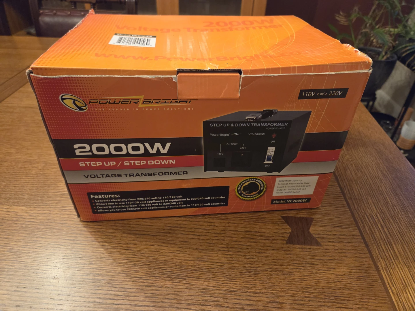 PowerBright 2000W Step Up & Down Voltage Transformer