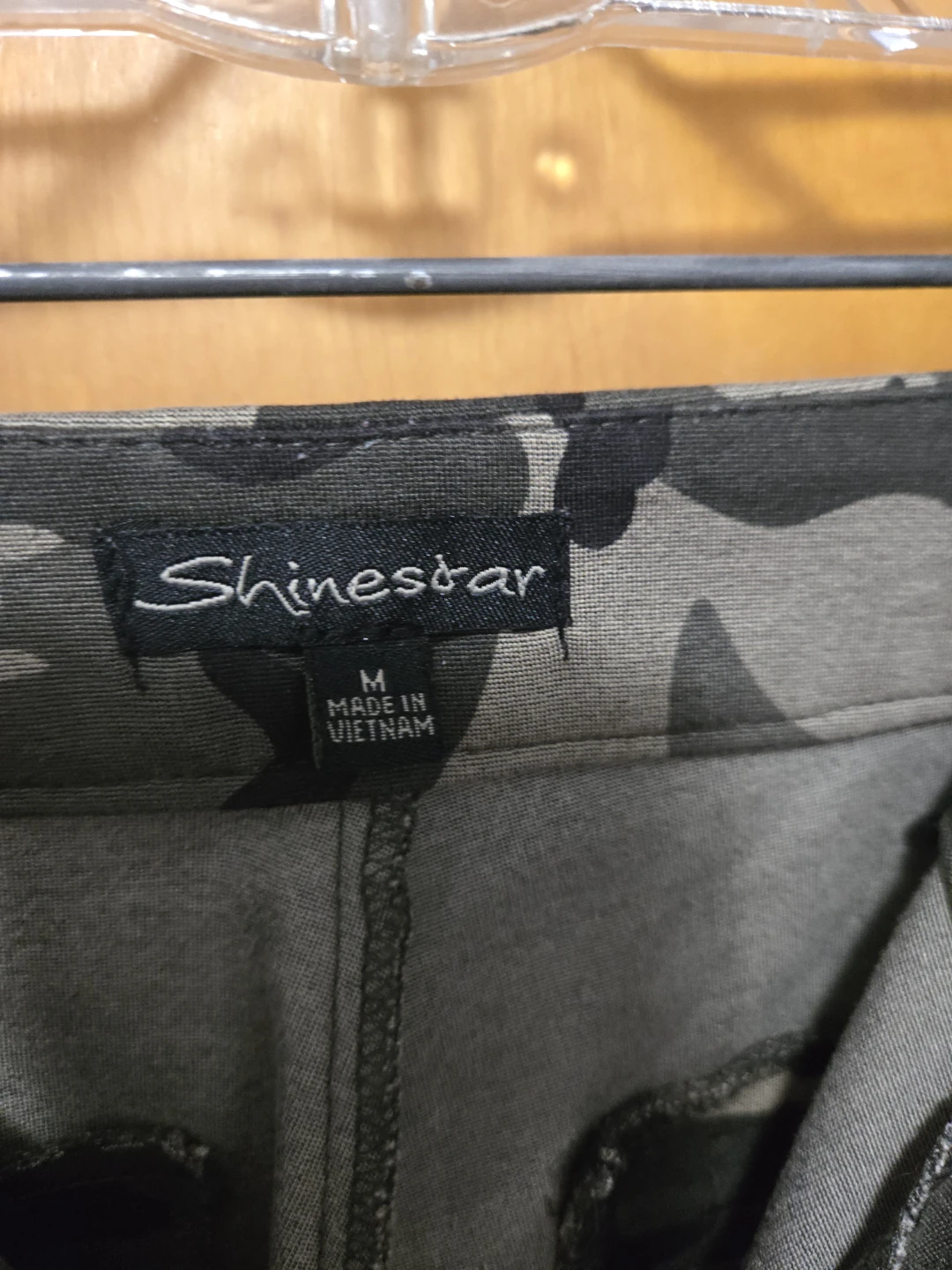 Shinestar Camo Pants with Chain - Size M - photo 3