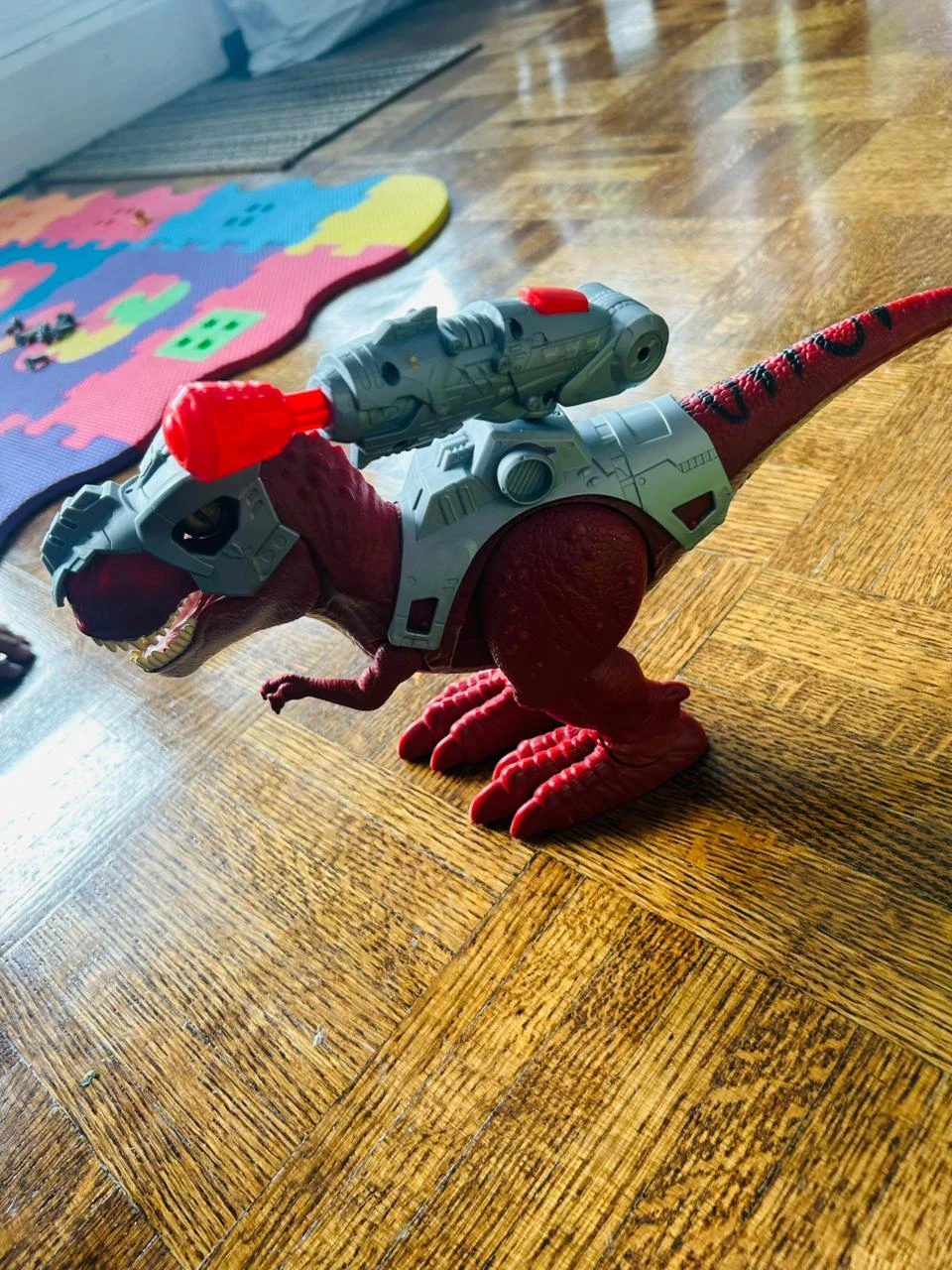 Dinosaur Action Figures with Accessory - photo 4