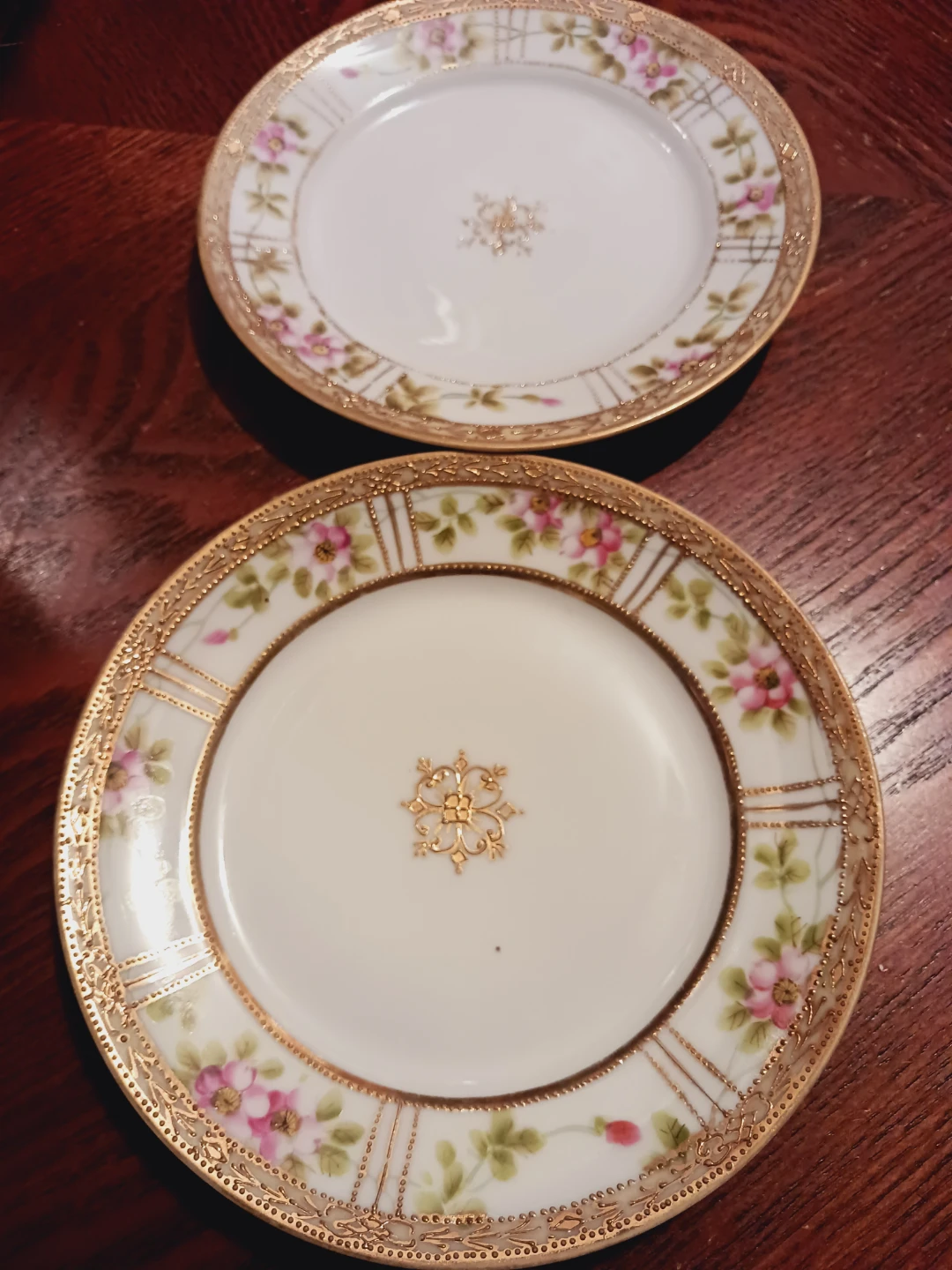 Set of two 22K Gold Hand Painted Nippon Japanese Plates - photo 4