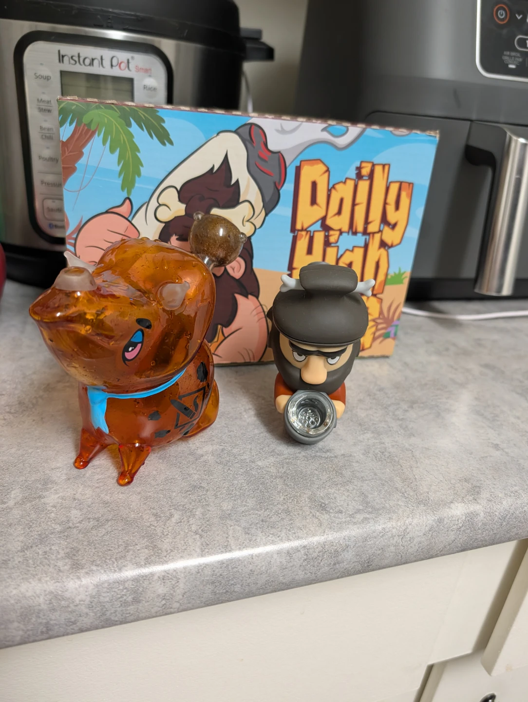 Daily High Club Glass Dinosaur Pipe and Figurine