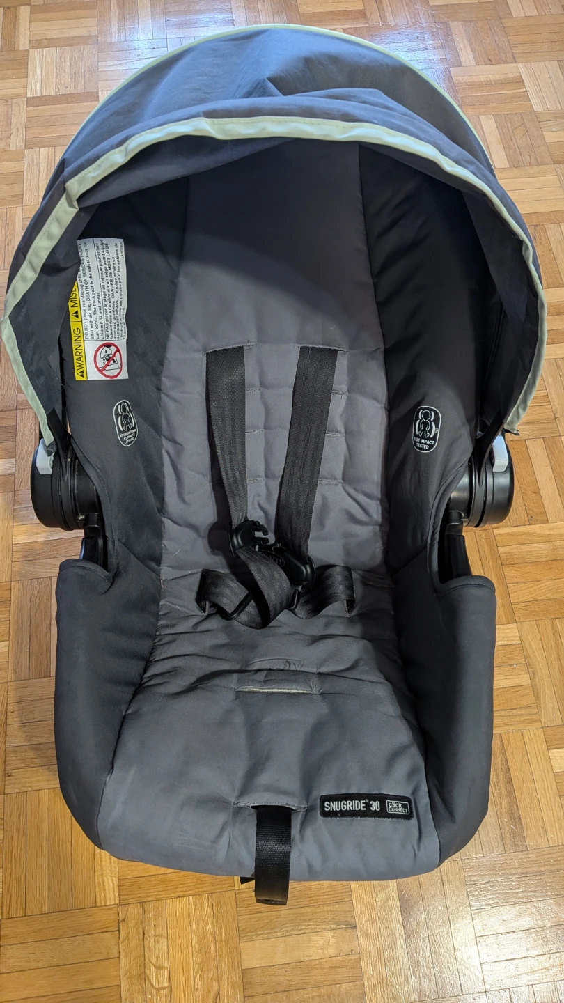 Graco SnugRide 30 Click Connect Infant Car Seat - photo 2