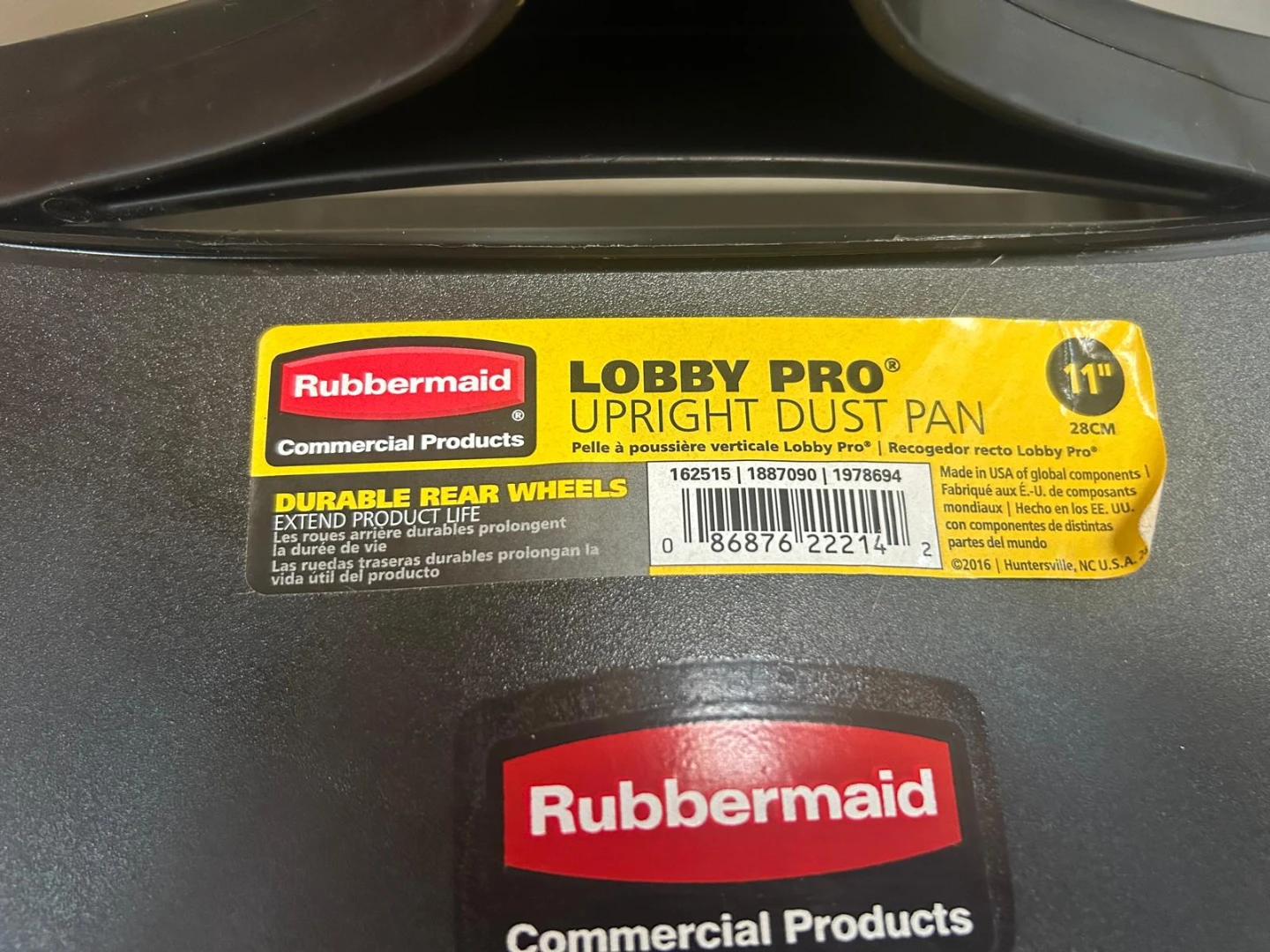 Rubbermaid Lobby Pro Upright Dust Pan - photo 4