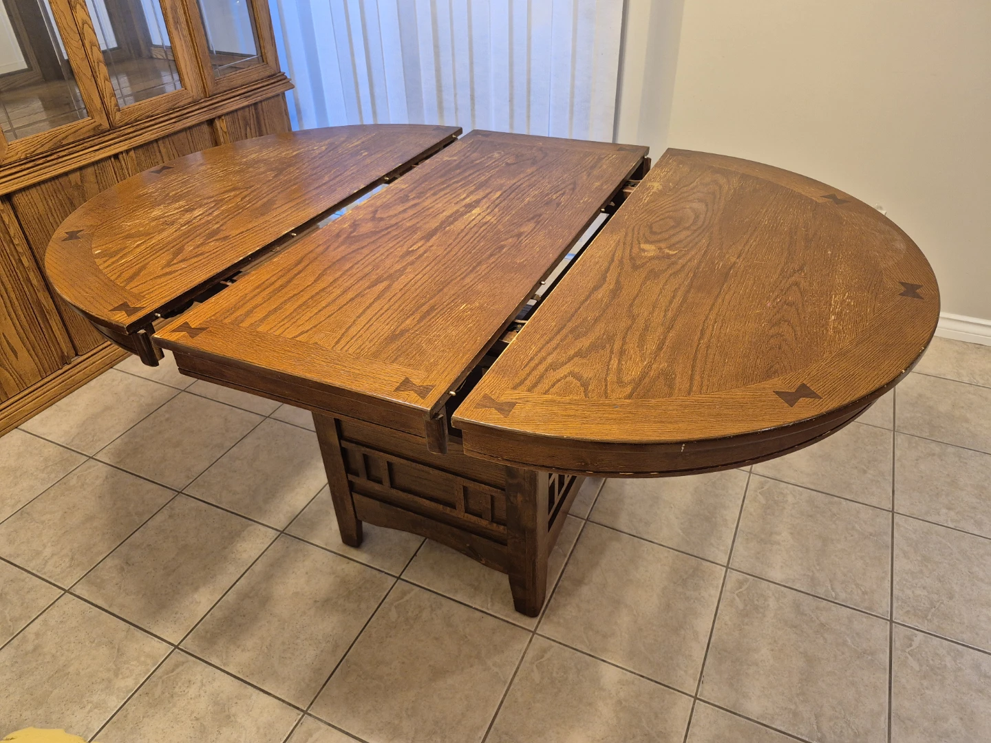 Oak Extendable Round Dining Table - photo 5