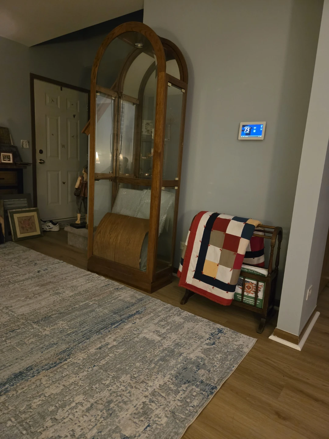 Oak arched display cabinet - photo 4
