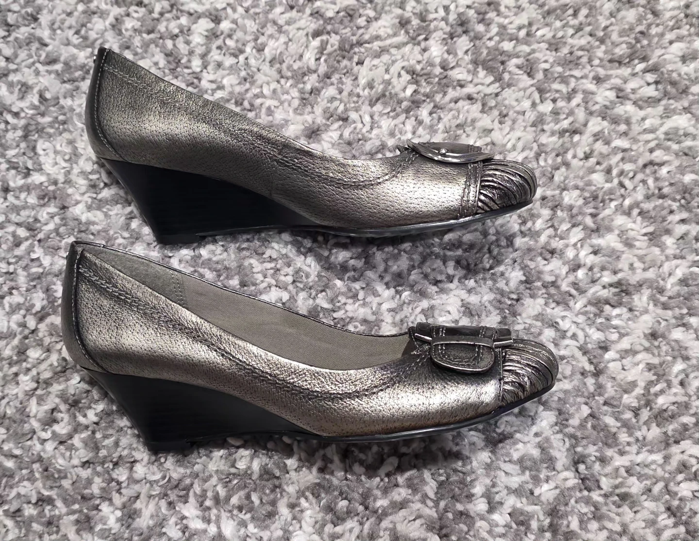 Andrew Geller Ocean Wedge Shoes, Pewter, Size 9.5 - photo 4