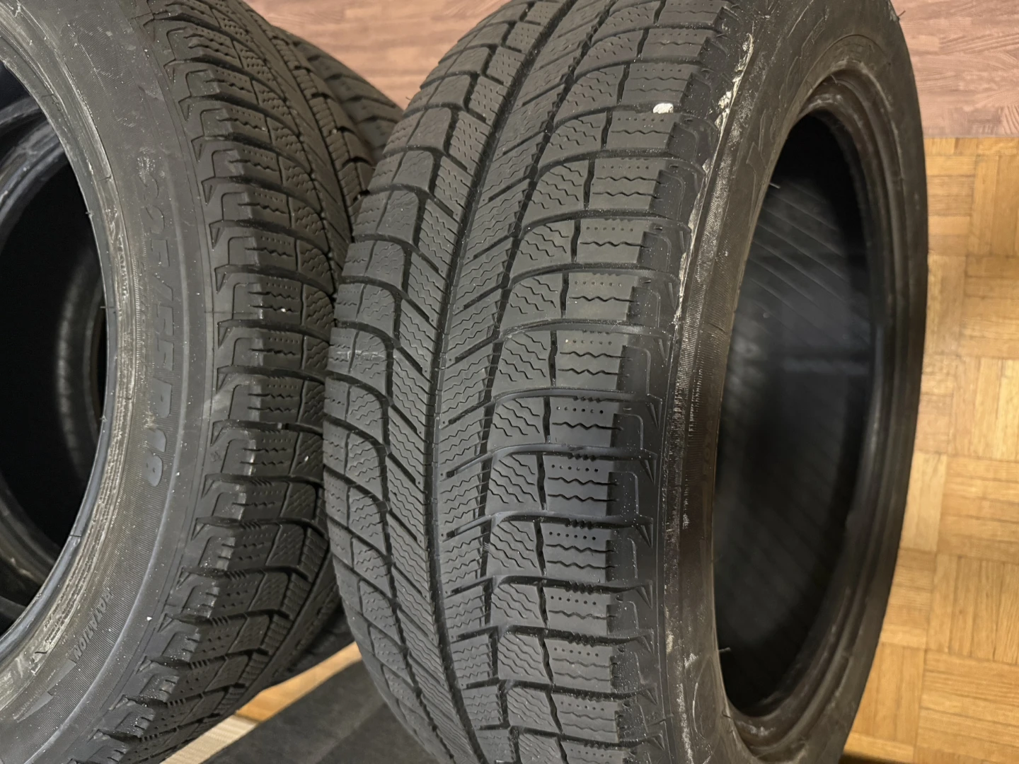 Four Michelin X-Ice Studless Tires 225/55 R18