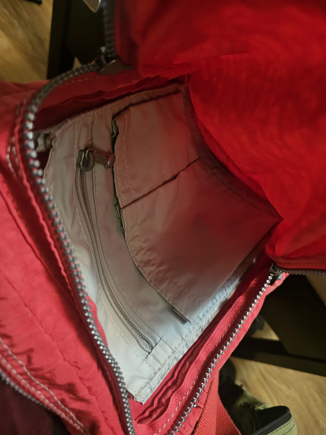 Red Kipling Crossbody Bag - photo 3
