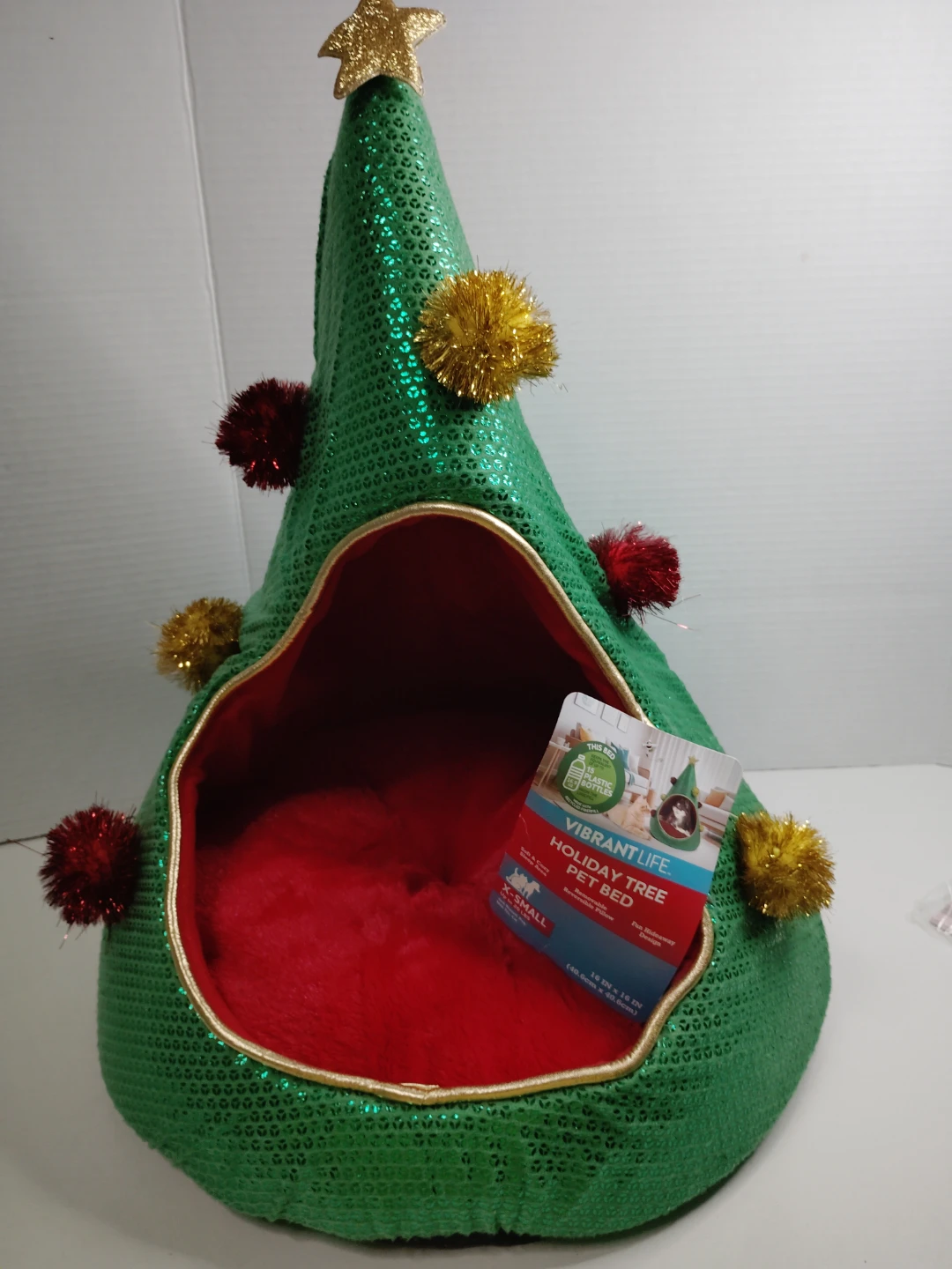 Vibrant Life Holiday Tree Pet Bed xs