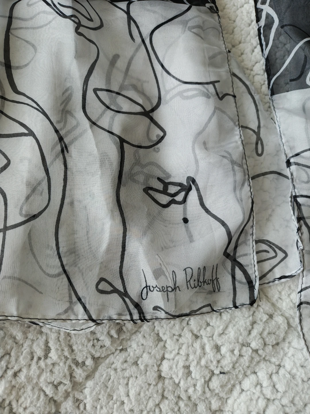 Joseph Ribkoff Black and White Face Print Scarf - photo 2