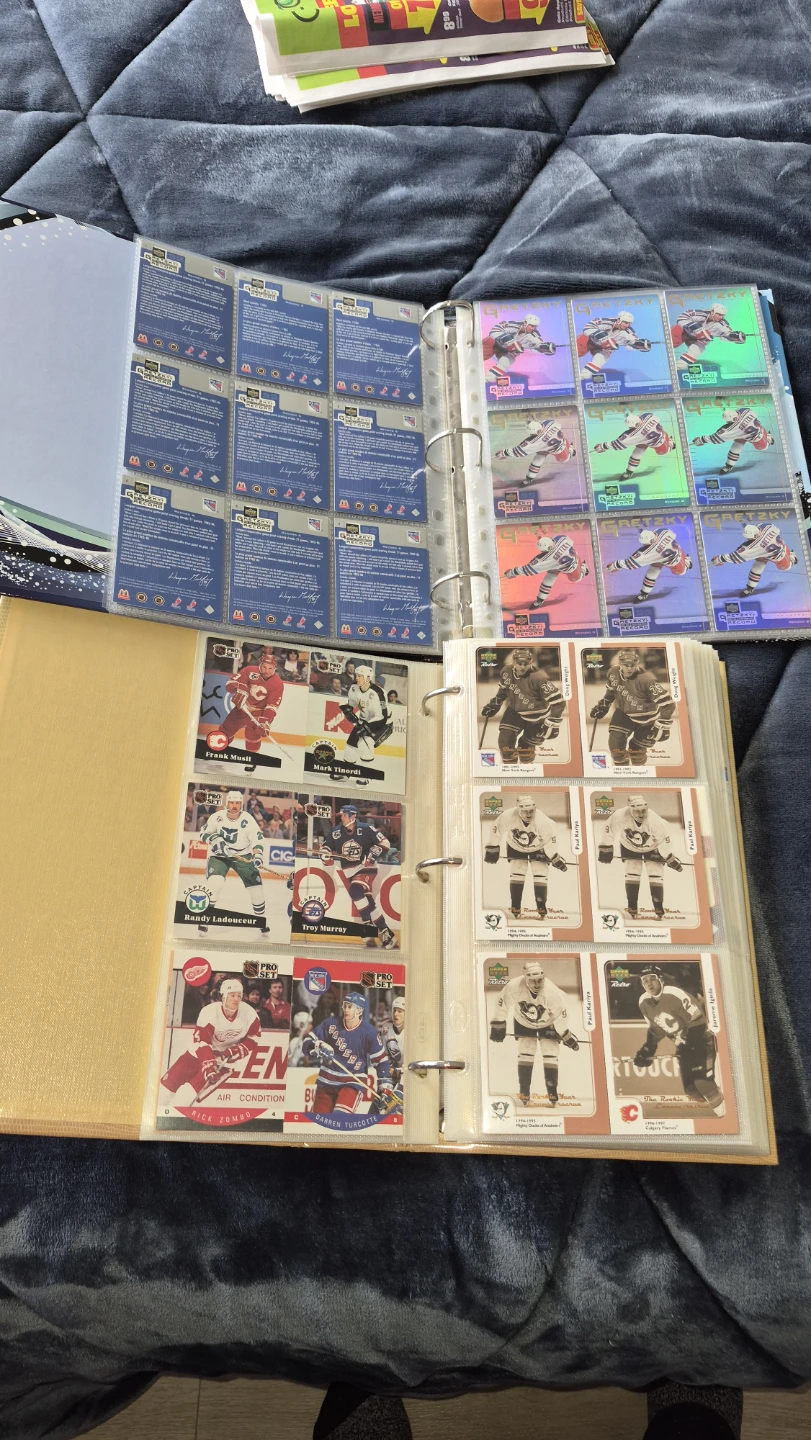 Vintage Hockey Card Collection in Album
