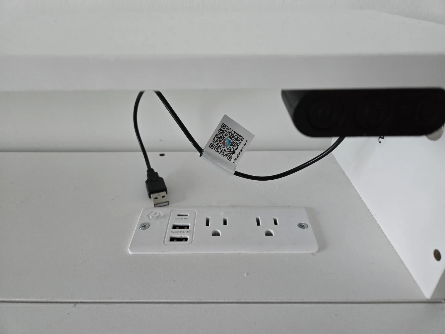 Computer Desk w/ Power Outlets & LED - photo 4