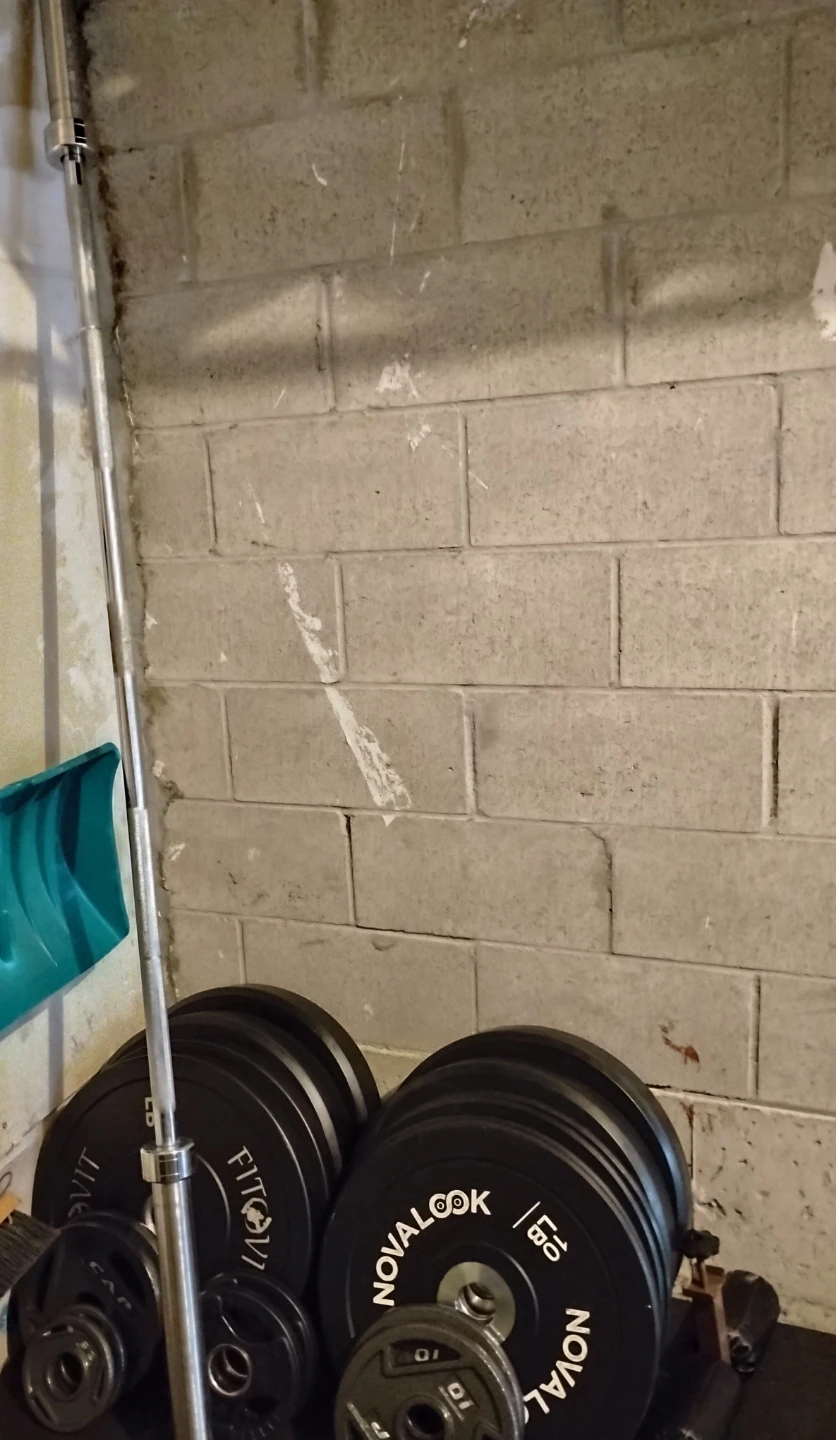7 foot (84") Olympic barbell - photo 2