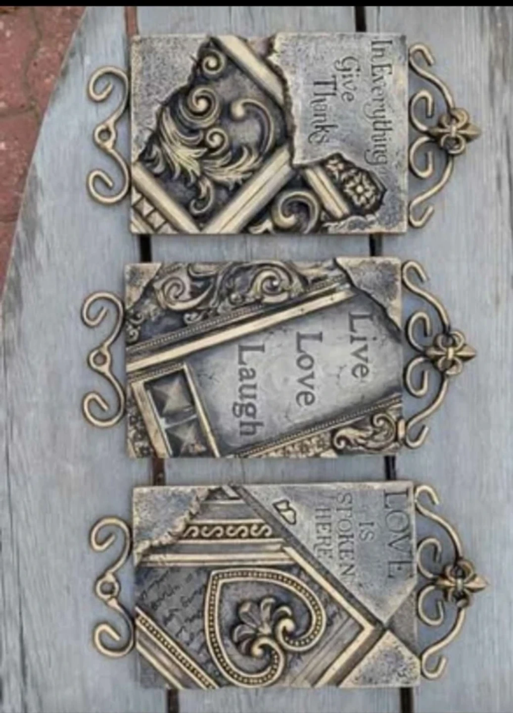 Set of 3 Decorative Wall Plaques 🏈 - photo 2
