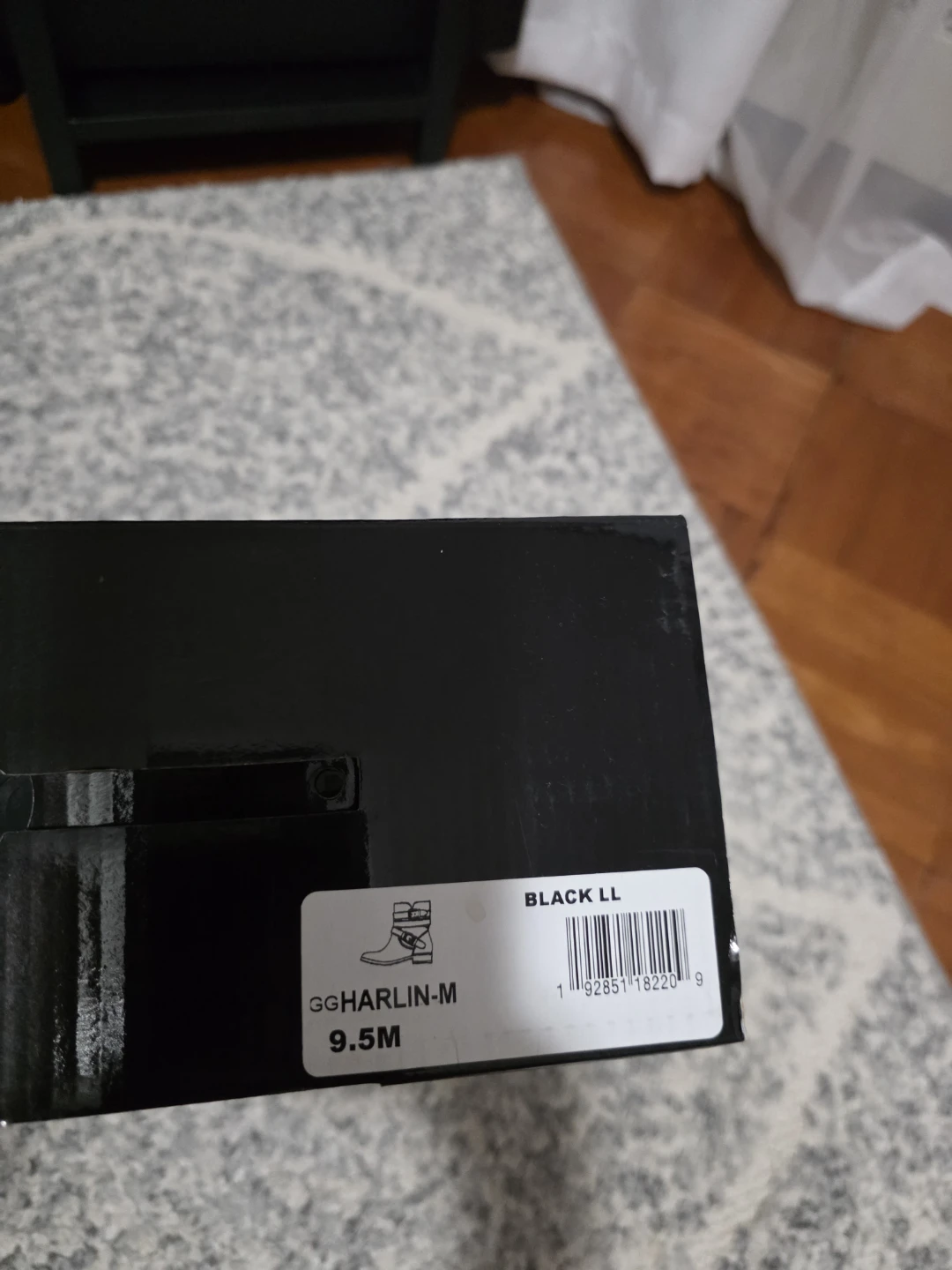 G by Guess Black Ankle Boots - photo 2