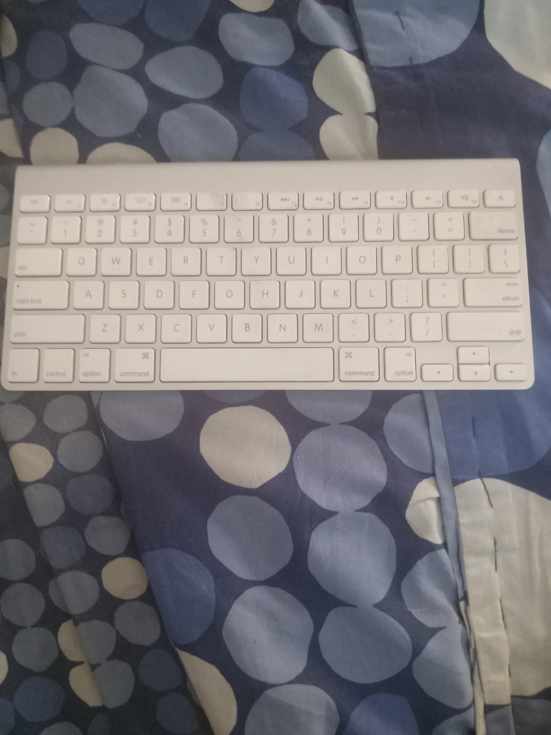 Apple Wireless Keyboard A1314 - photo 3