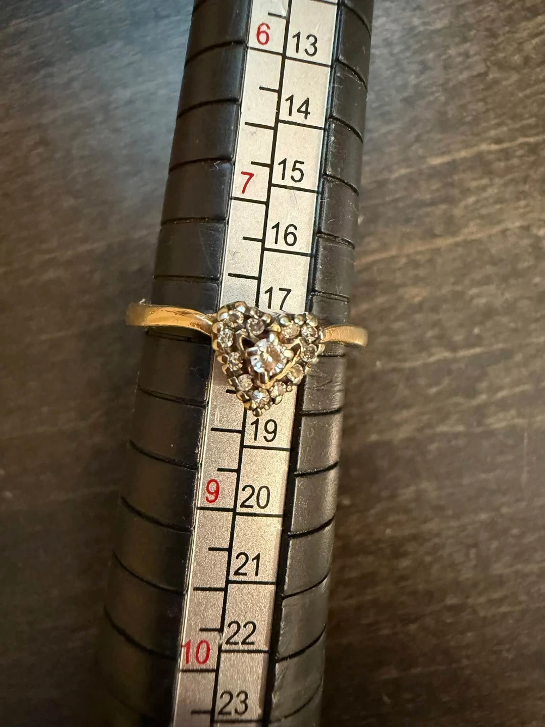 14k gold natural diamond ring. Size 8 - photo 3