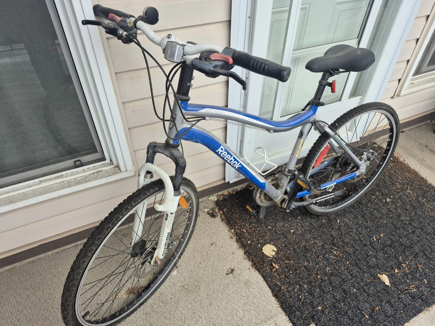 Reebok Onroad/offroad bicycle $30 OBO