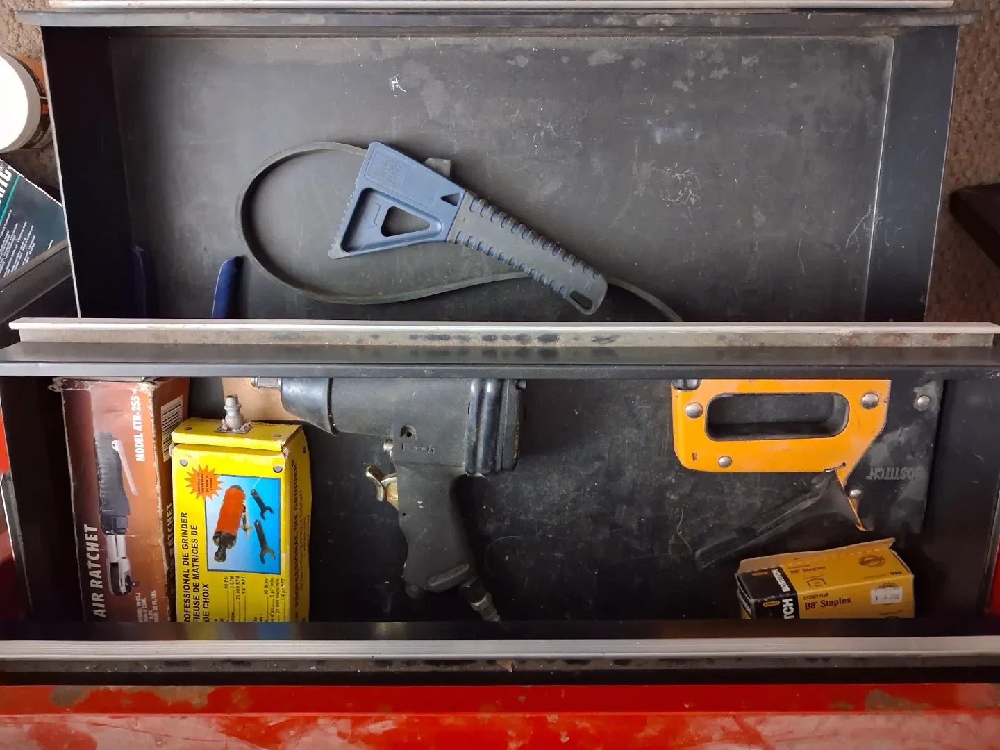 Great mechanics starter set. Includes air/hand  tools - photo 3