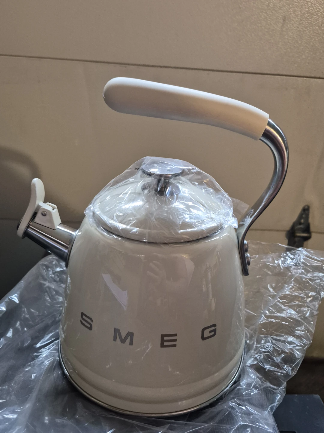 Smeg Stovetop Kettle Cream - photo 3