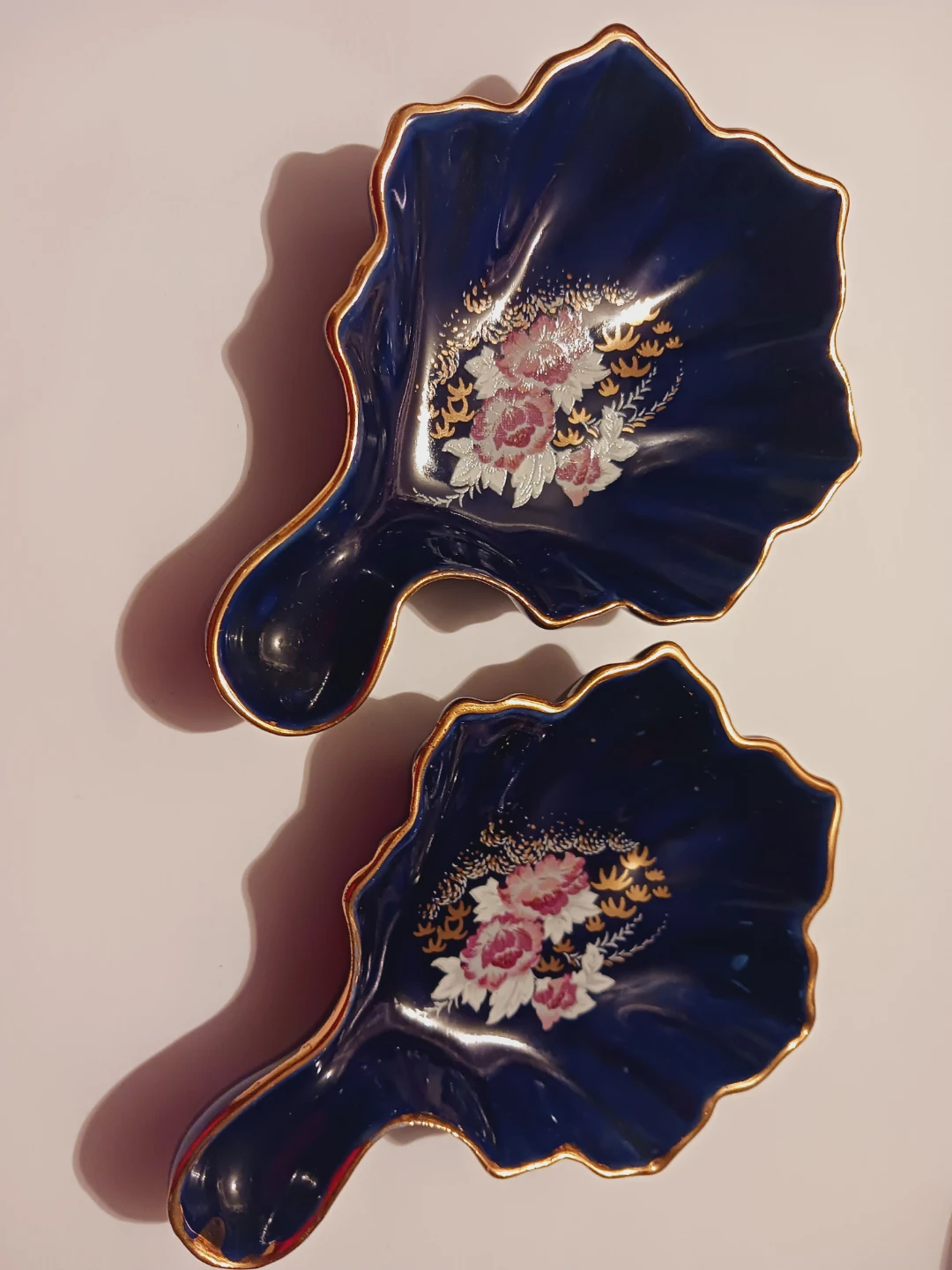 Set of Two Cobalt Blue Floral Dishes - photo 4