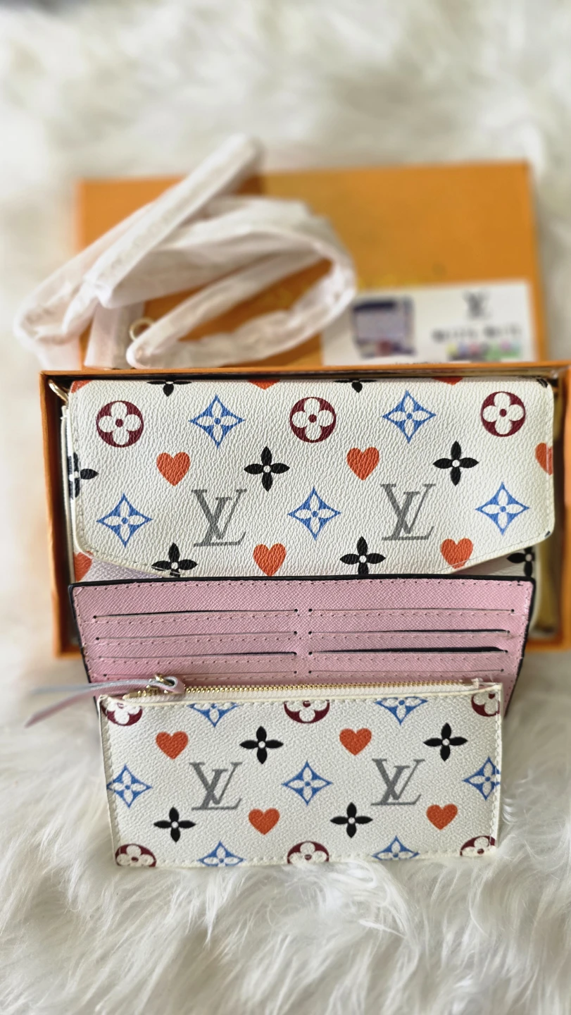 Wallet with Chain