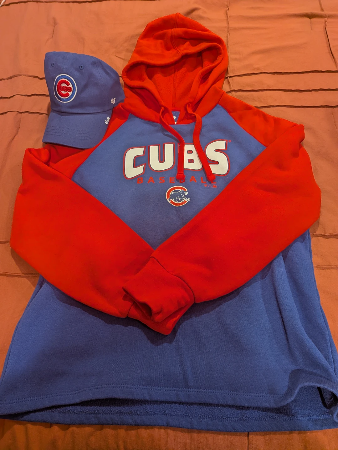 Chicago Cubs Fanatics Hoodie and 47 Hat Set
