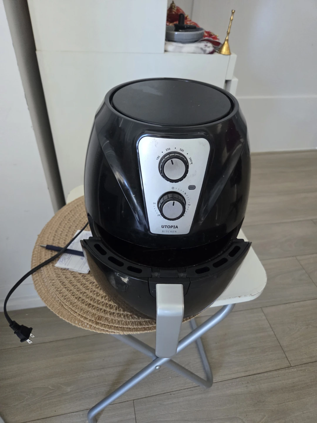 Utopia Kitchen Air Fryer - photo 3