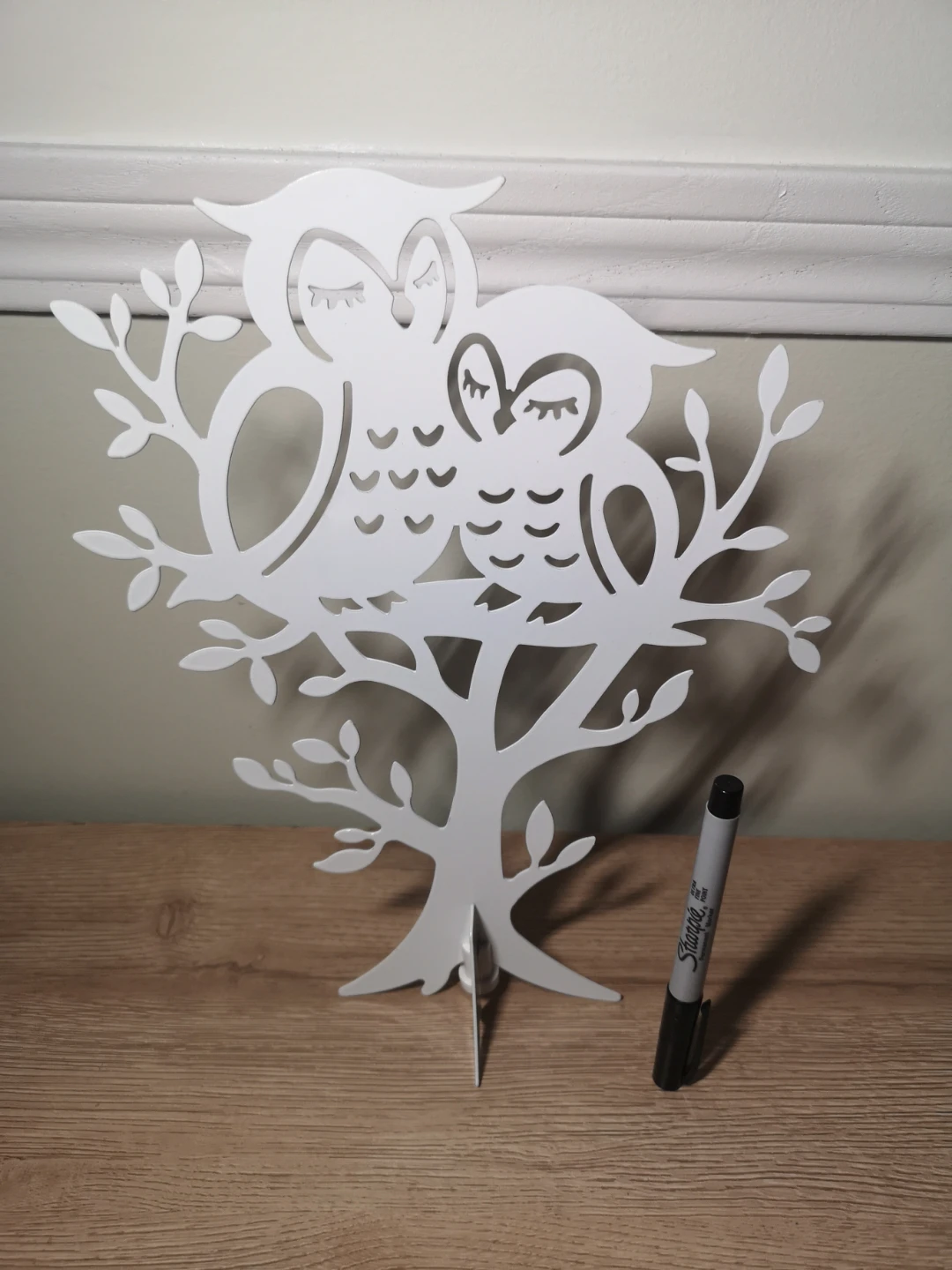 White Metal Owl Tree Decor
