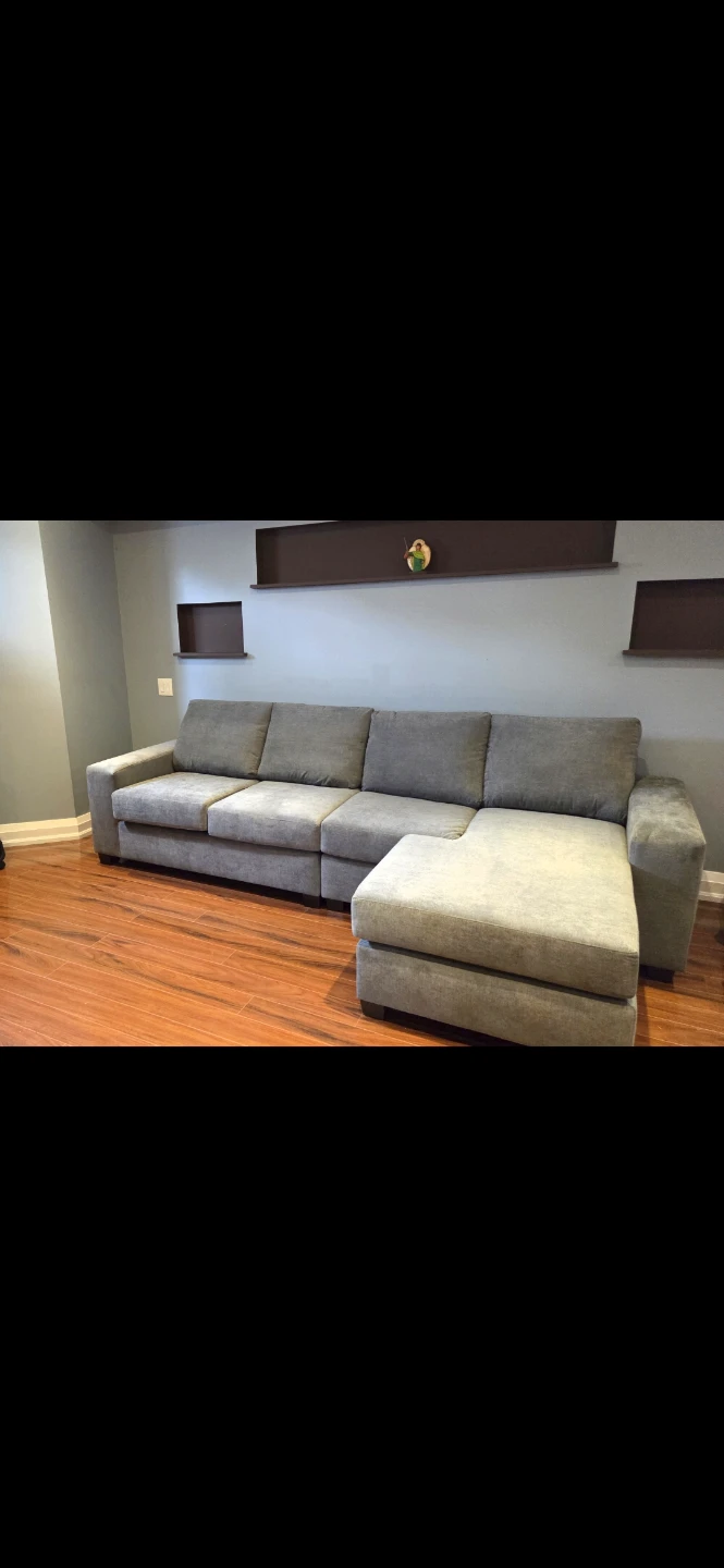 Green Sectional Sofa with Chaise - photo 2