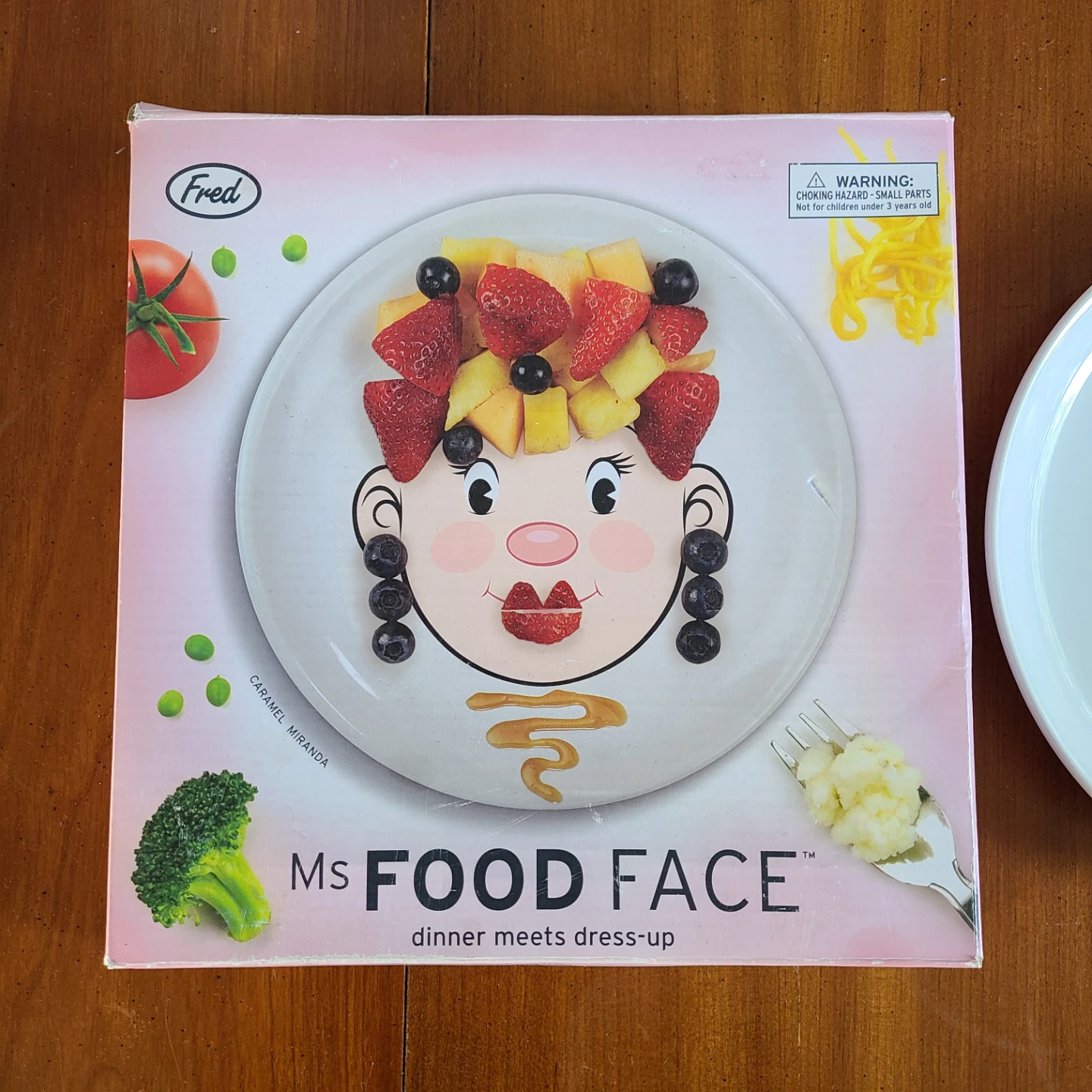 Fred Ms Food Face Dinner Plate - photo 3