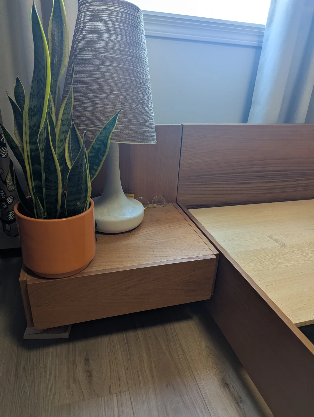 Modern Wood Bed Frame with Integrated Nightstand - photo 4