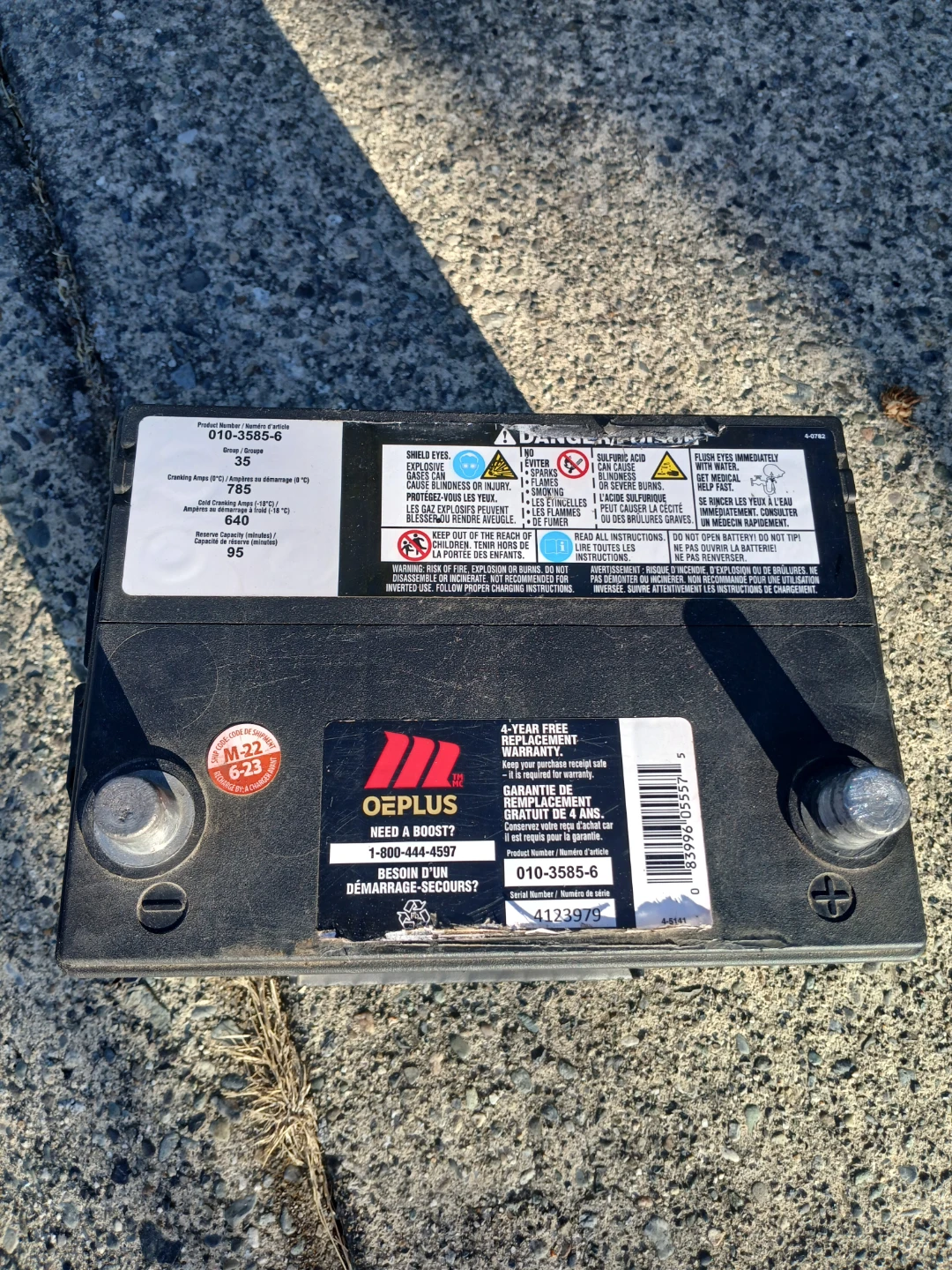 Motomaster OEPlus Automotive Battery Group 35 - photo 2