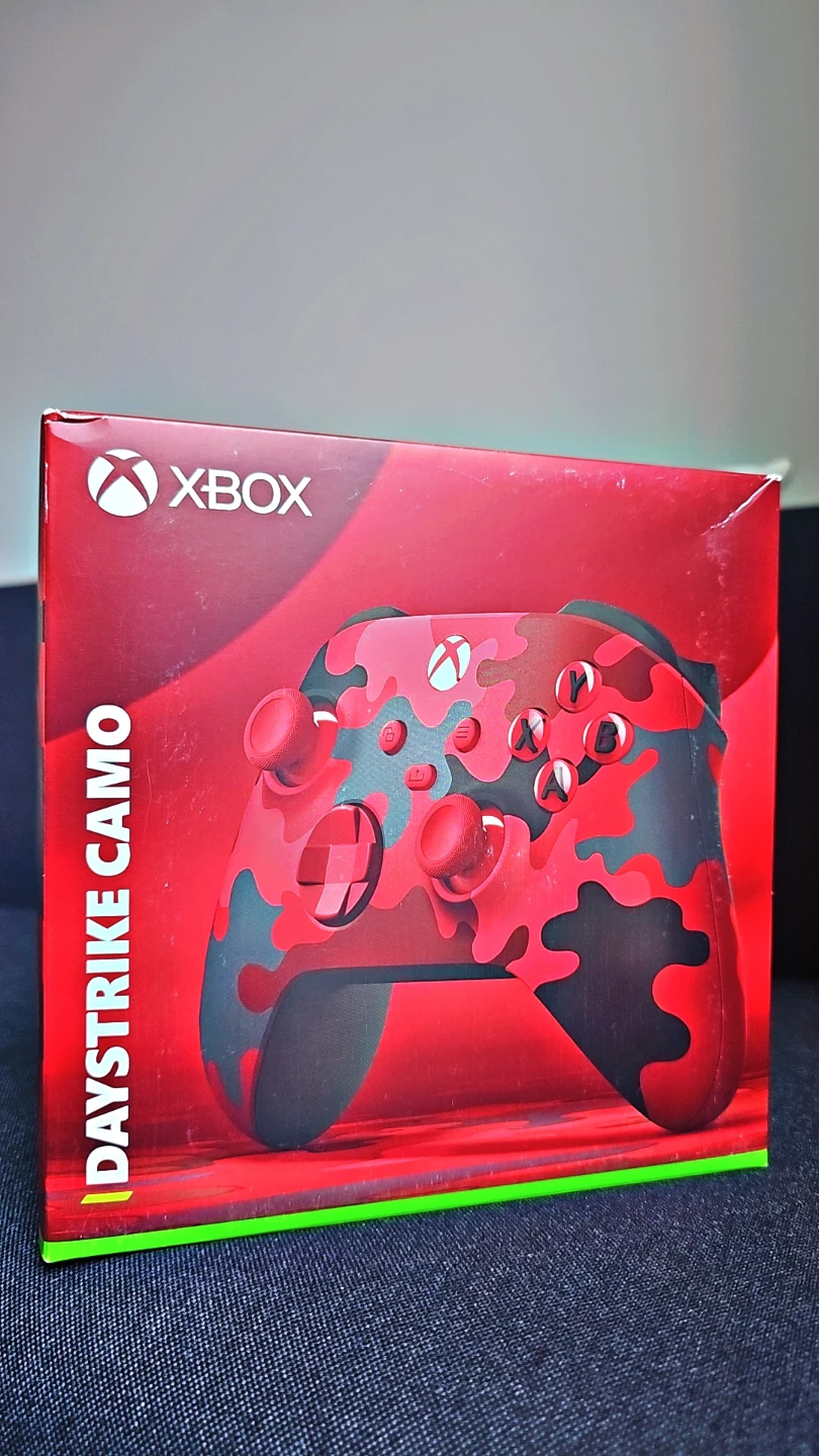 XBOX WIRELESS CONTROLLER DAYSTRIKE CAMO SPECIAL EDITION - photo 2