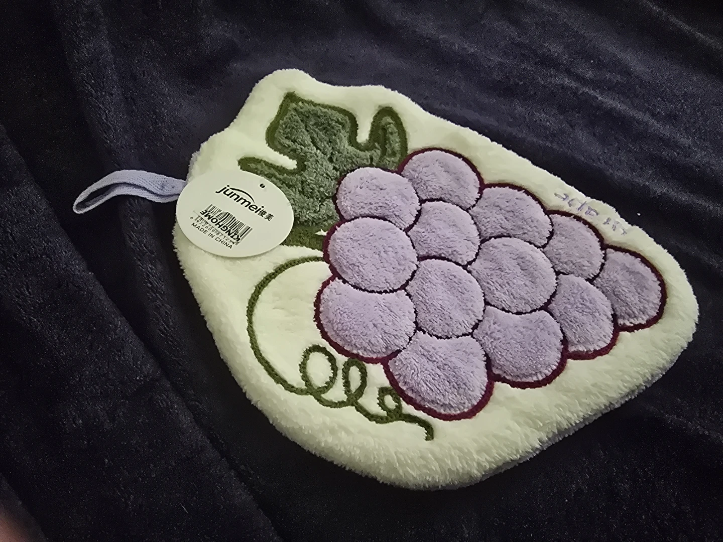 4  Fruit  Shaped Plush Mat orange  Peach pineapple
