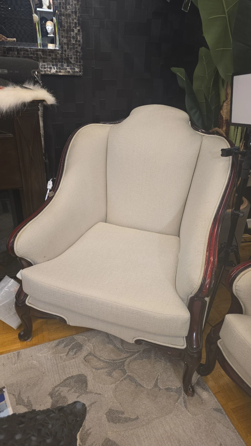 Vintage Style Cream Loveseat and Matching Chair - photo 3
