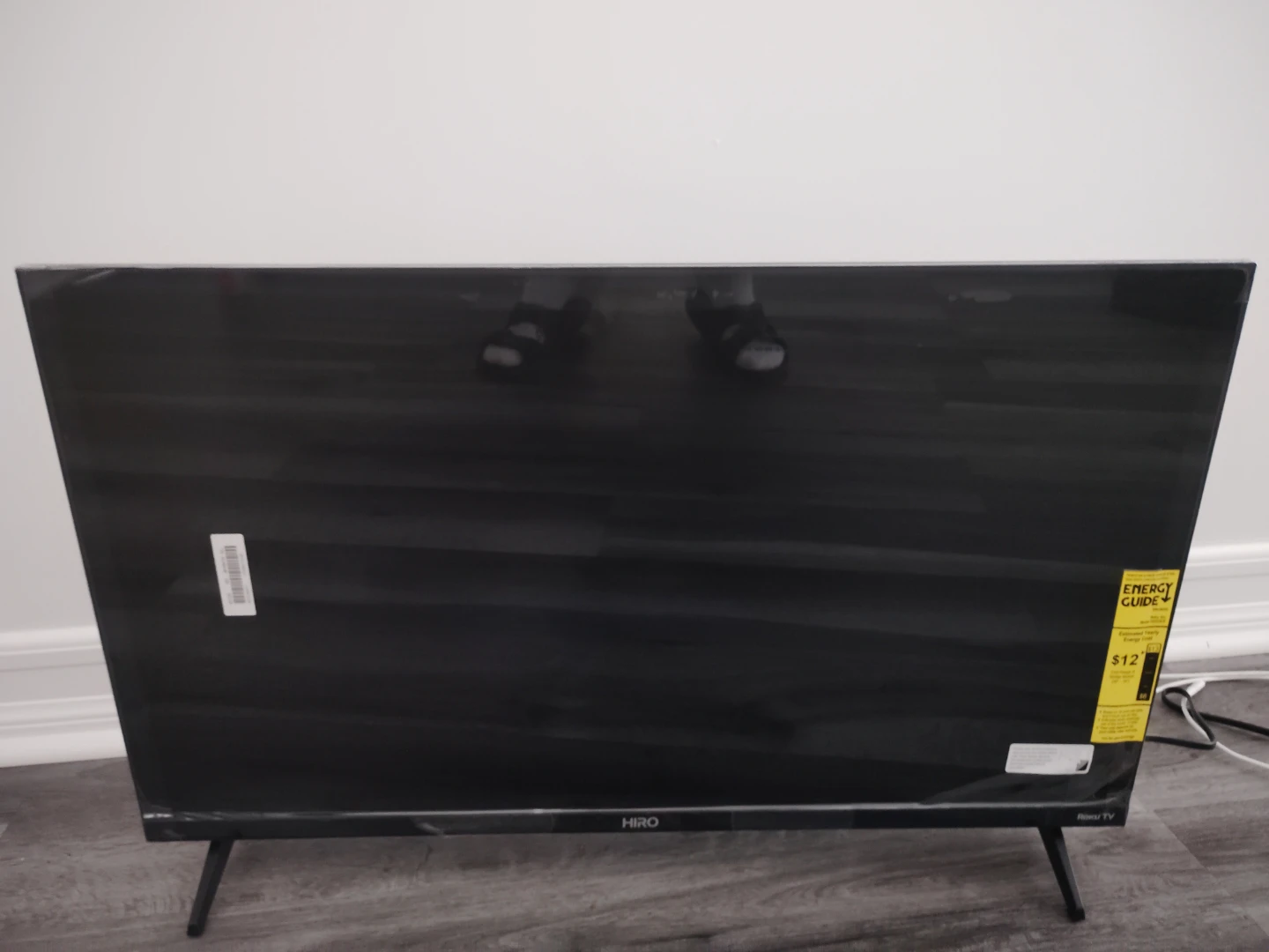 Hiro 40 inch Roku TV