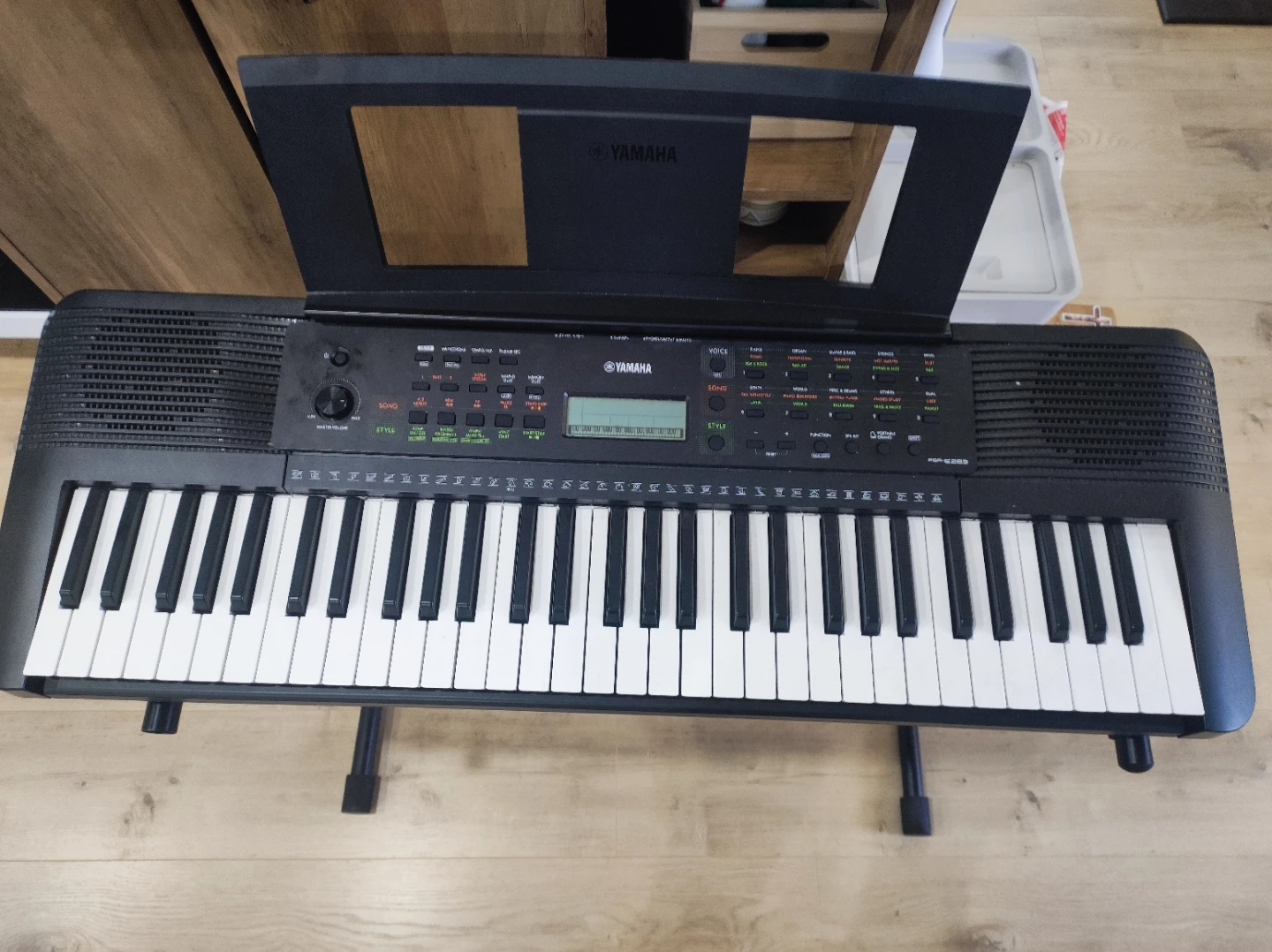 Yamaha PSR-E263 Portable Keyboard