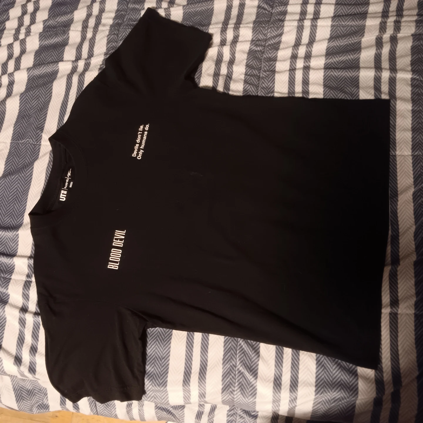 Uniqlo Chainsaw Man Blood Devil T-Shirt