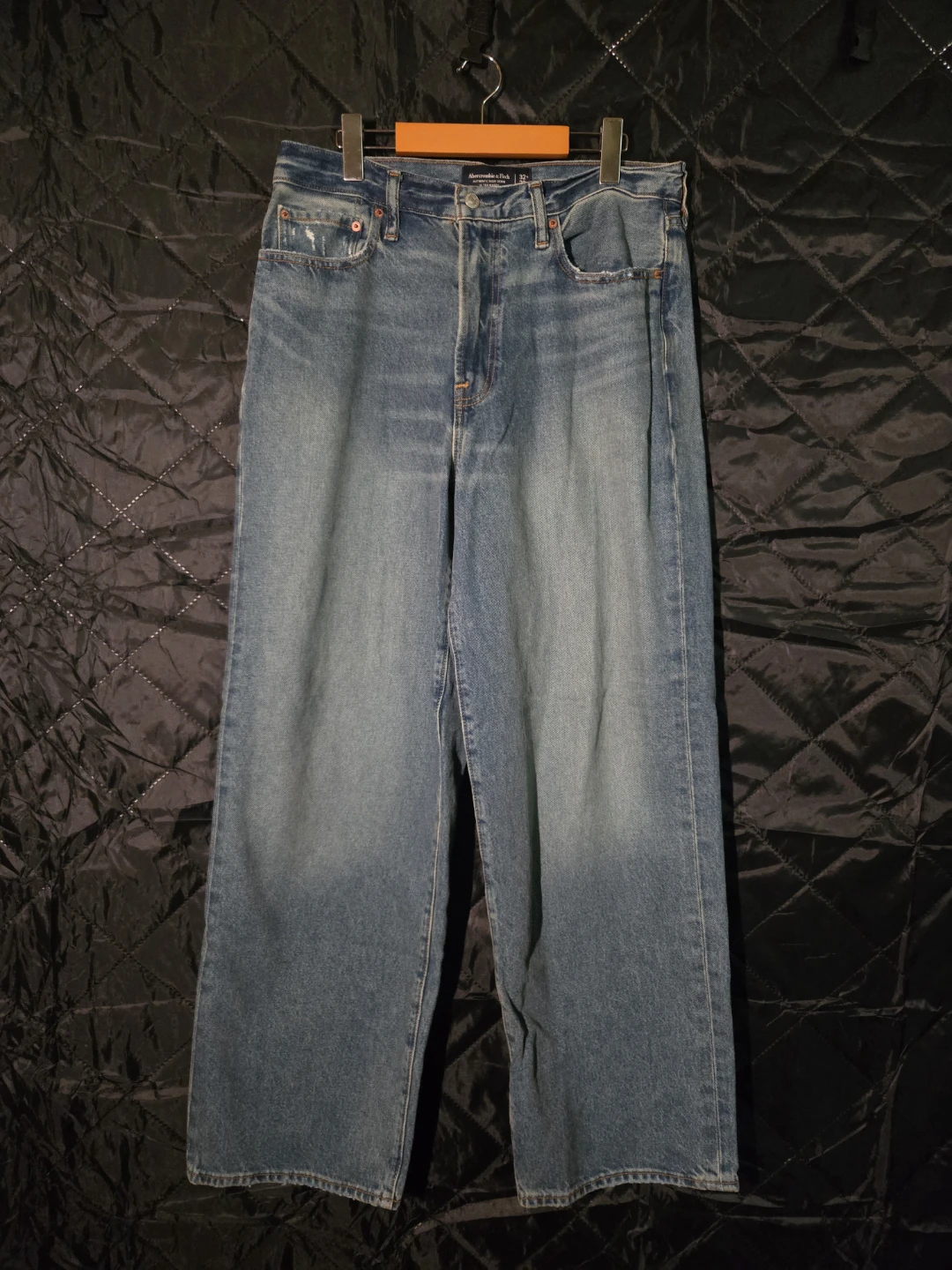 Abercrombie & Fitch Ultra Baggy Jeans