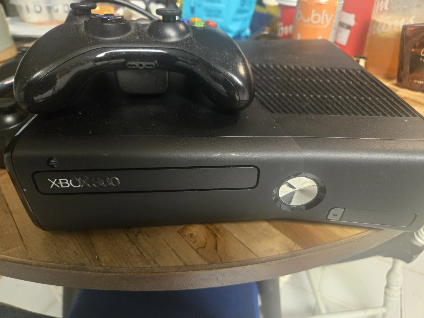 Microsoft Xbox 360 Console with 3 Controllers - photo 3