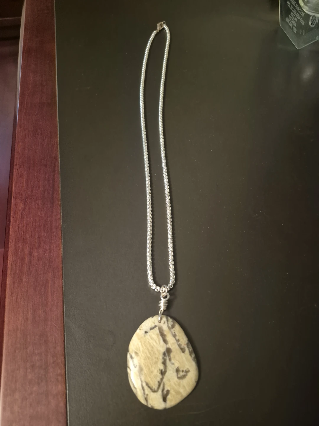 Natural Stone Pendant Necklace🏈