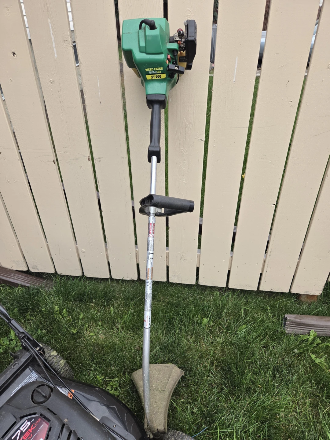 Lawn mower and  string trimmer. - photo 3