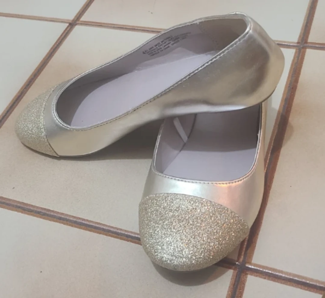 The Children's Place Gold Glitter Ballet Flats - photo 3