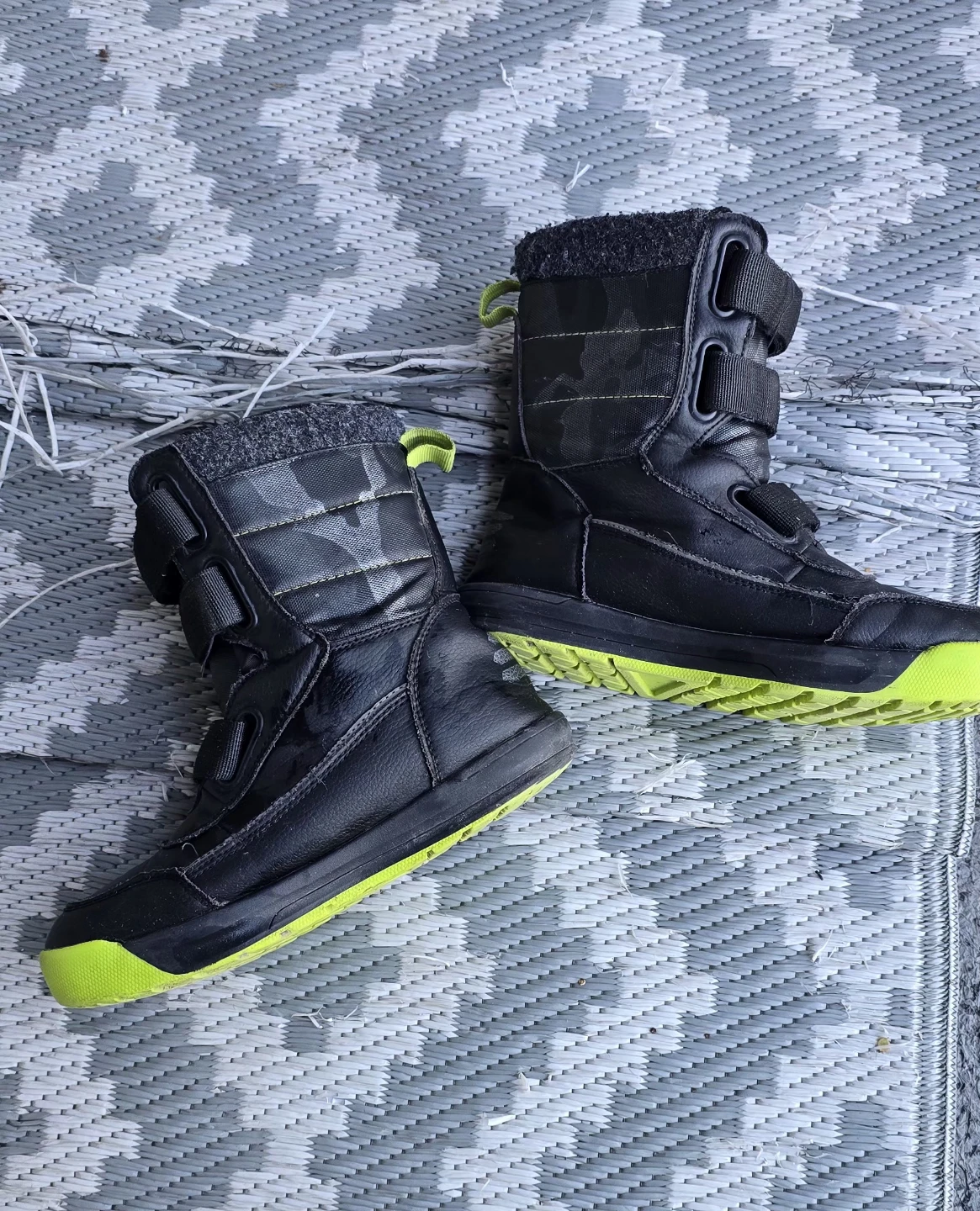 SIZE 3 Thinsulate Kids Black Winter Boots - photo 5
