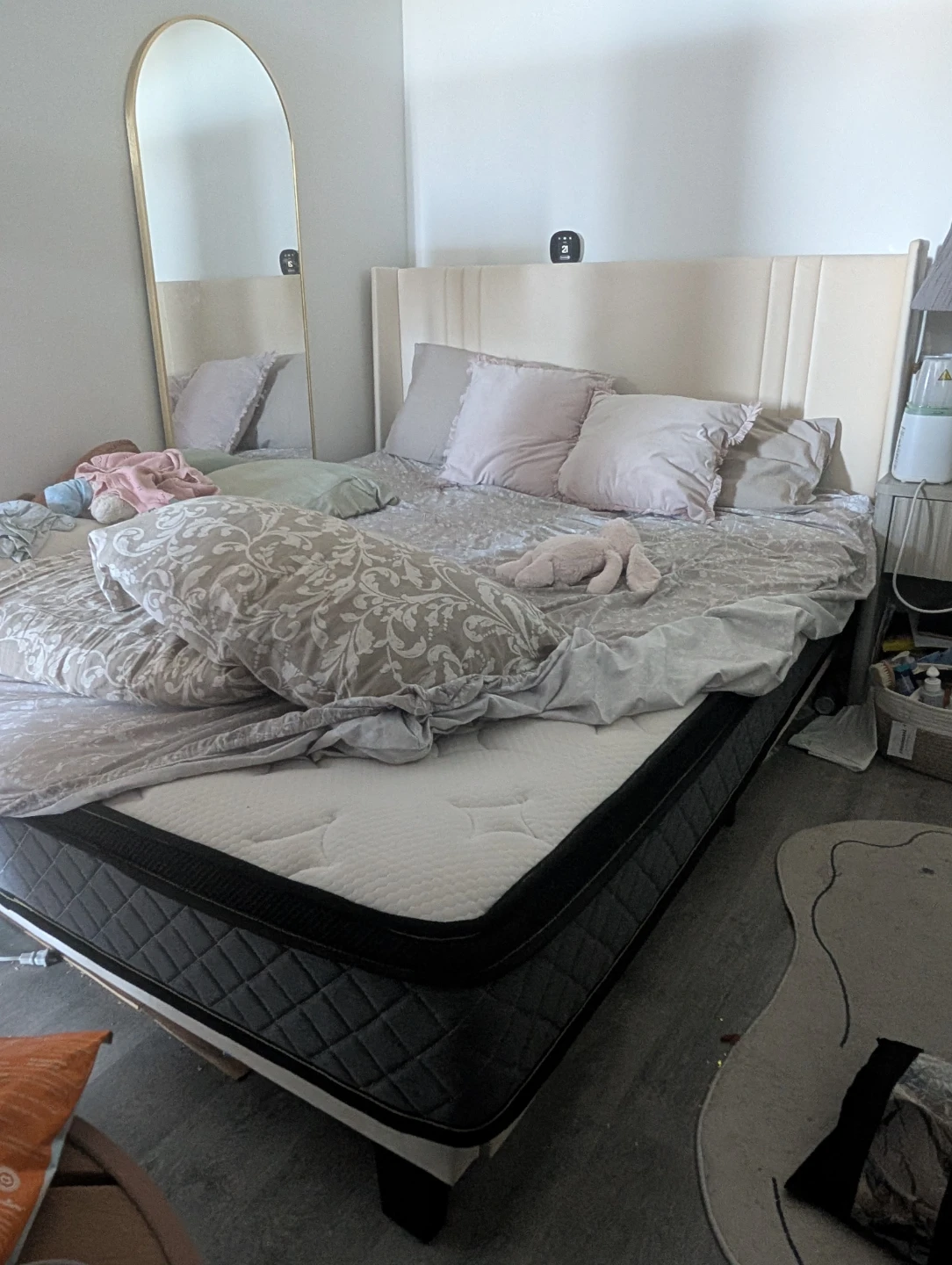 Upholstered Queen Bed with memory foam 10" mattress