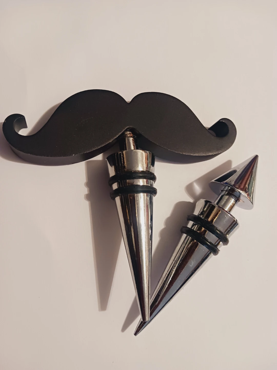 New !! Novelty Mustache Wine Stopper & regular without  stache - photo 2