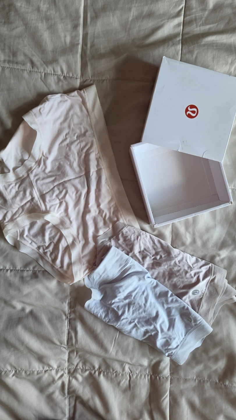 Lululemon Women's Underwear Set - 3 Pack - photo 3