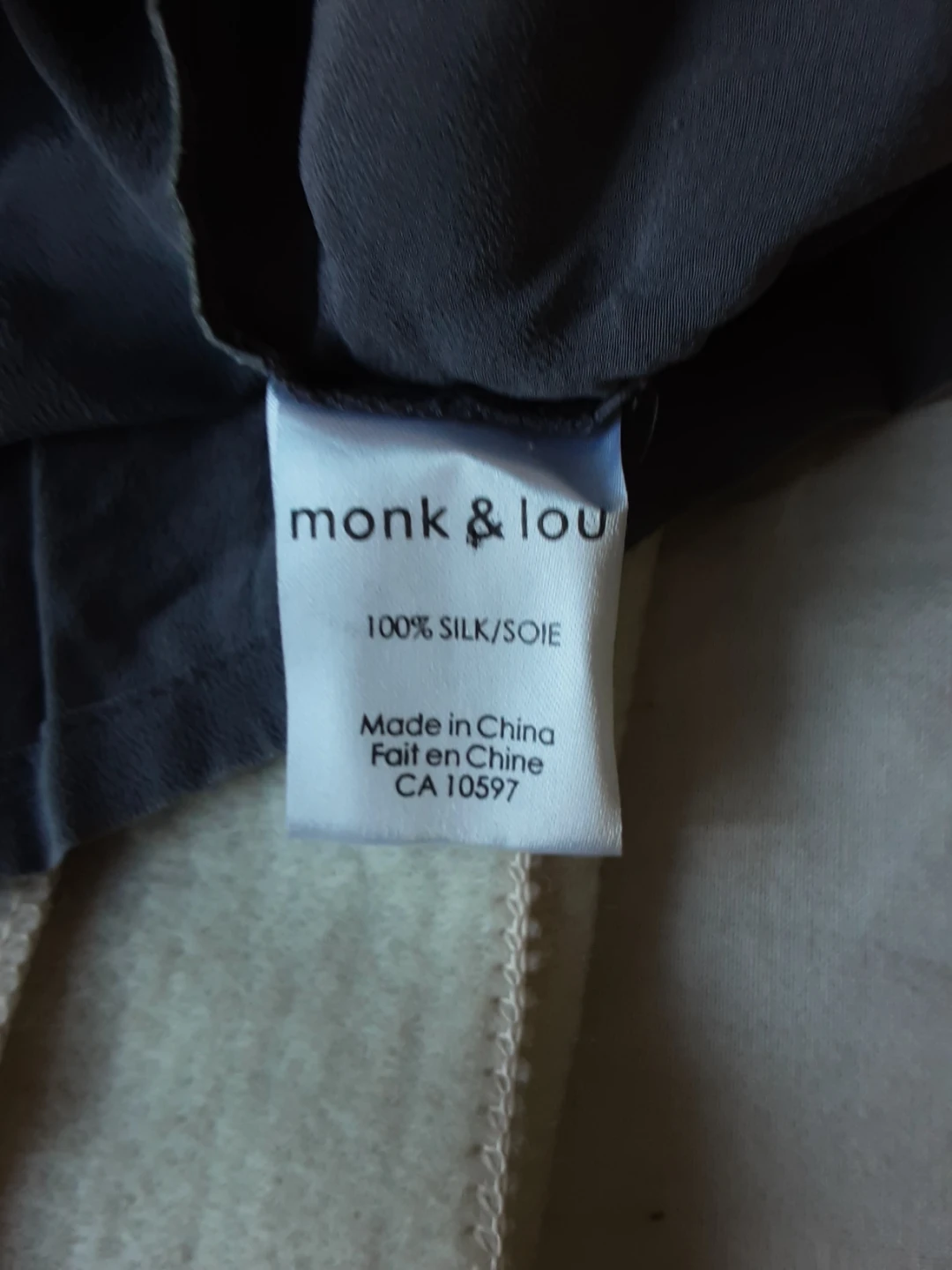 Monk & Lou 100% Silk Blouse - Size Medium - photo 4